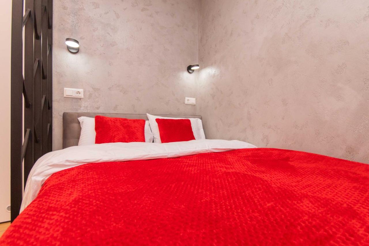 Myfreedom Апартаменти Метро Берестейська Kiev Habitación foto